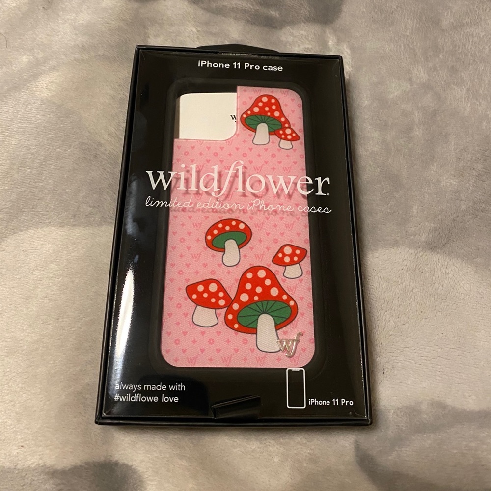 SHROOMS🍄  WF CASE